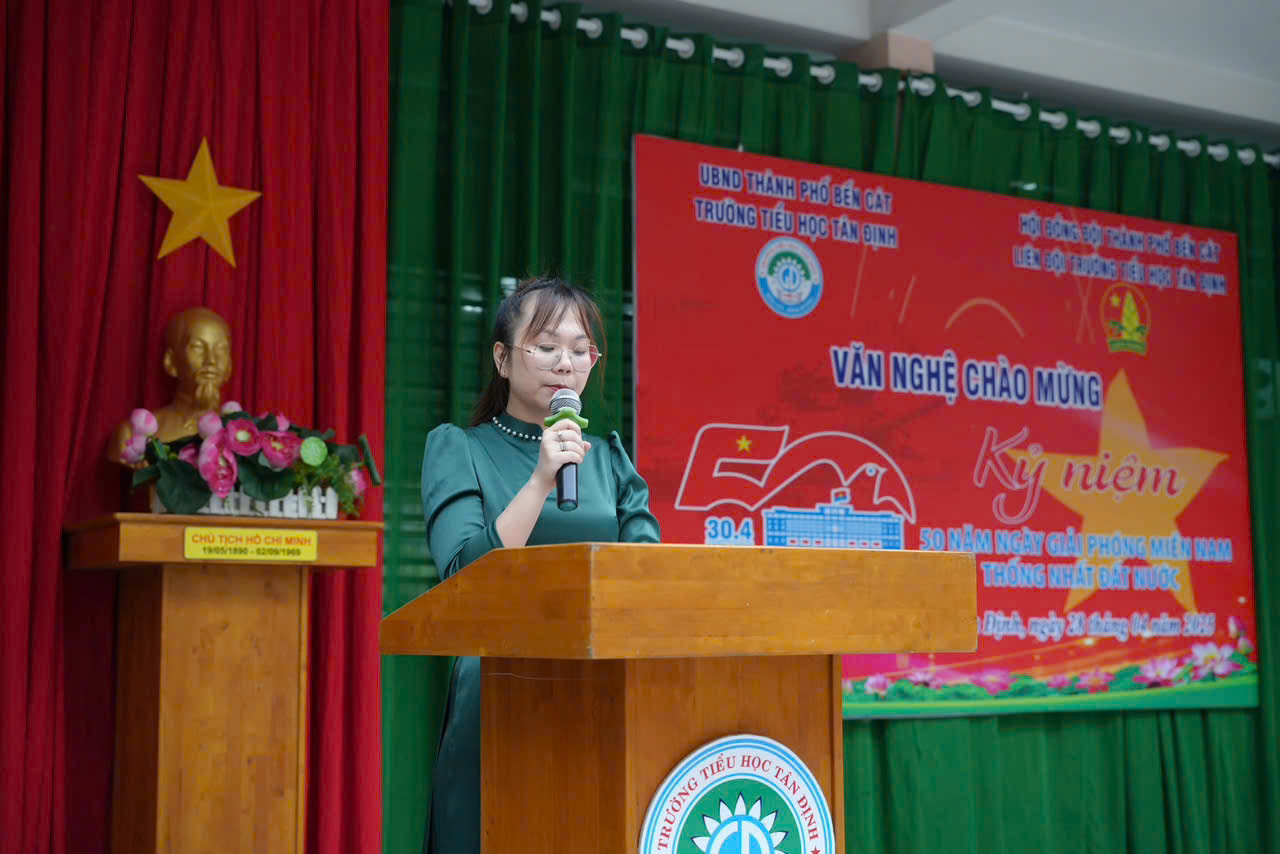 MỪNG NGÀY CHIẾN THẮNG 30/4