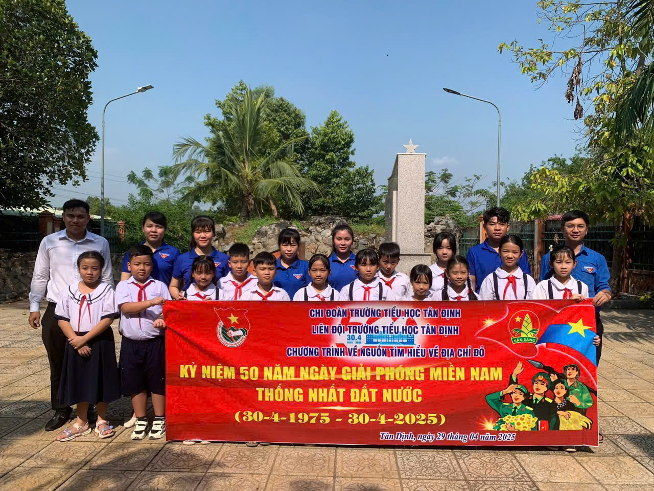 HÀNH TRÌNH VỀ ĐỊA CHỈ ĐỎ – TỰ HÀO TIẾP BƯỚC TRUYỀN THỐNG